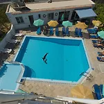 Hotel International 2*