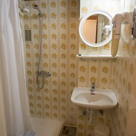 International بلدة كوس